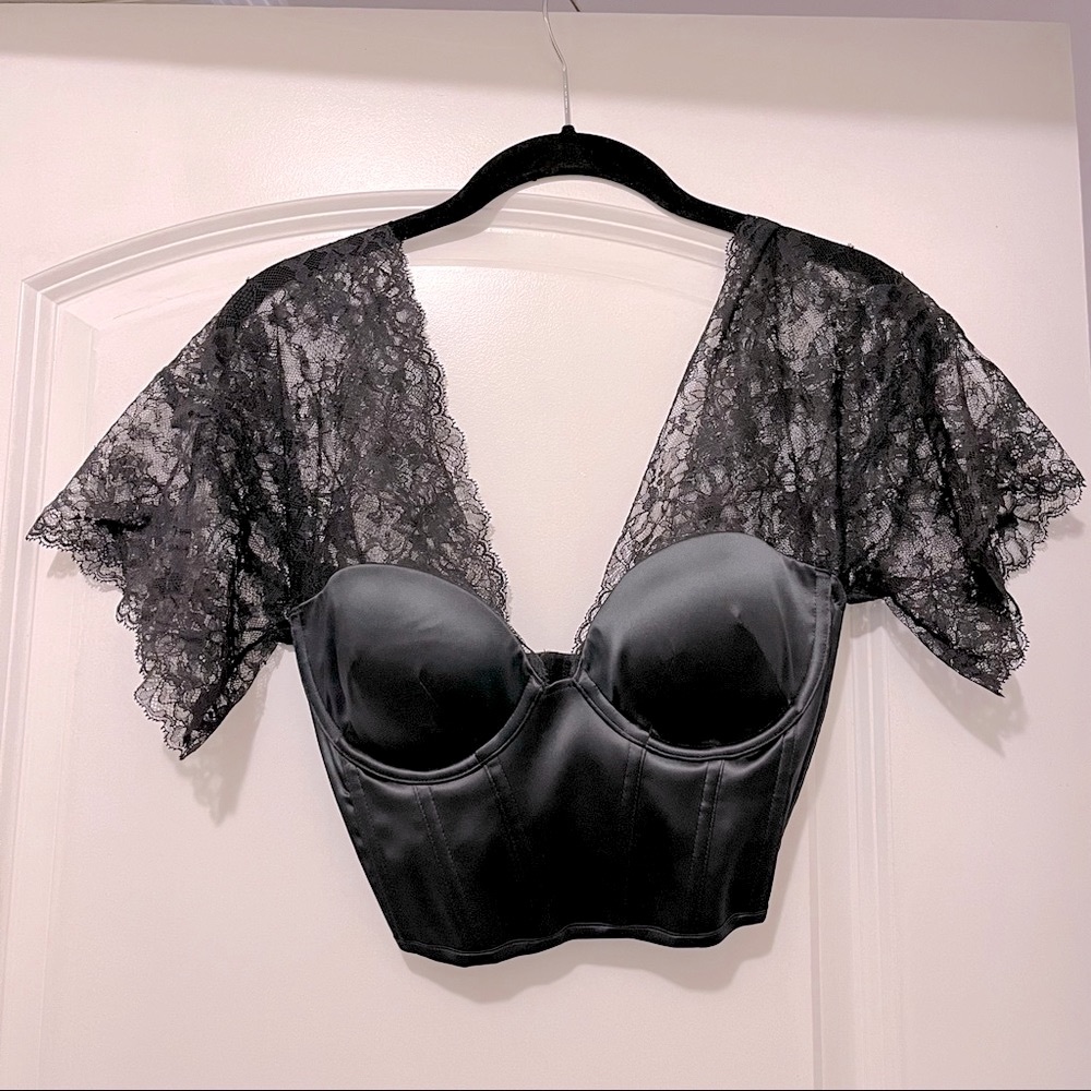 NWOT Natori Black Lace Short Sleeve Bustier